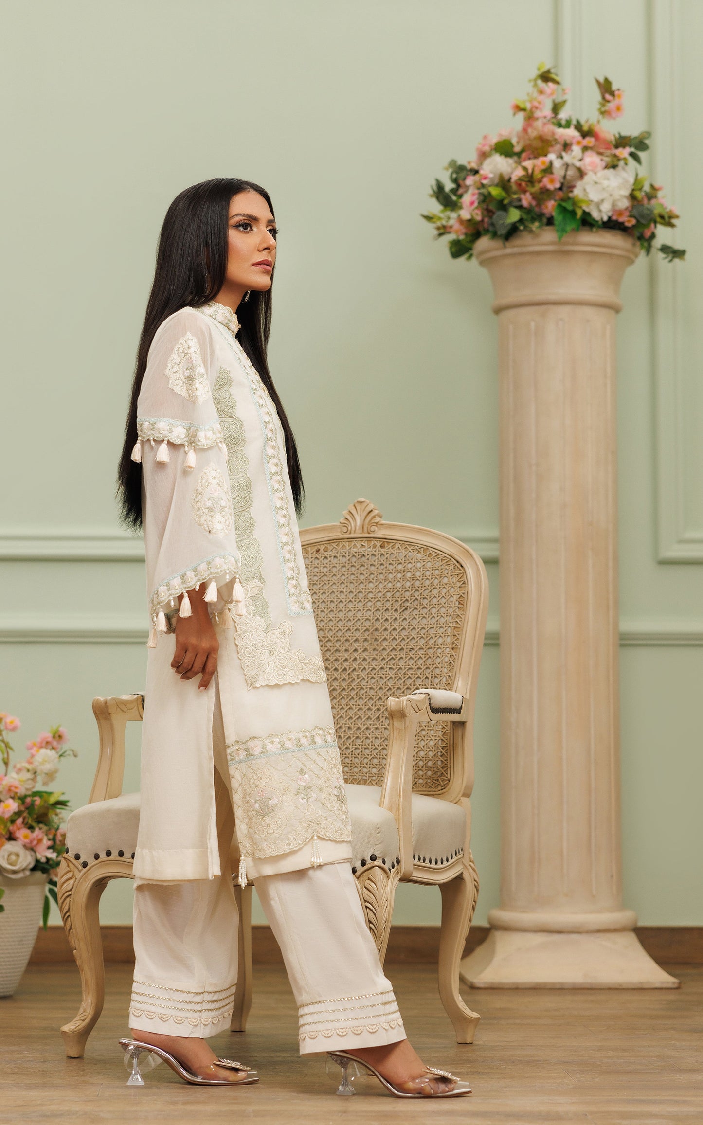 READY TO WEAR 2PC SUIT Design Code: 9004