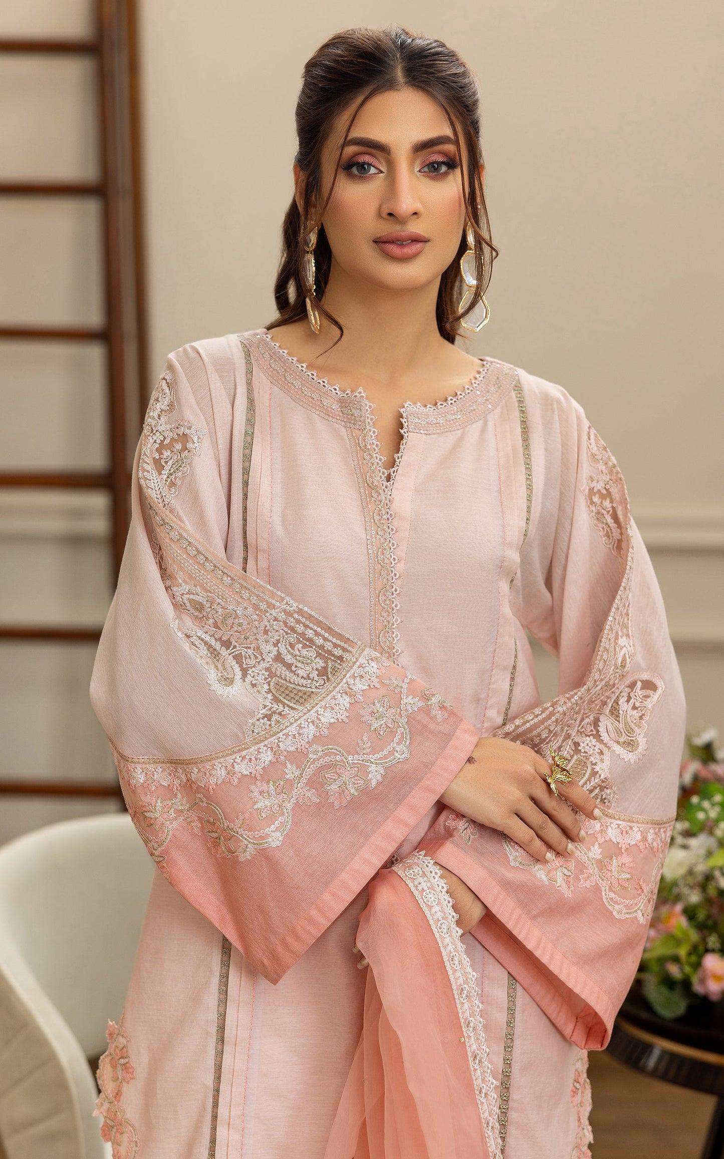 READY TO WEAR 3PC SUIT Design Code: 8722