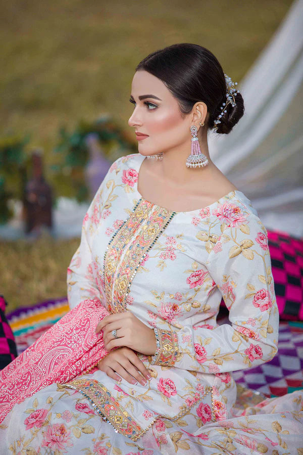 ZEENAT