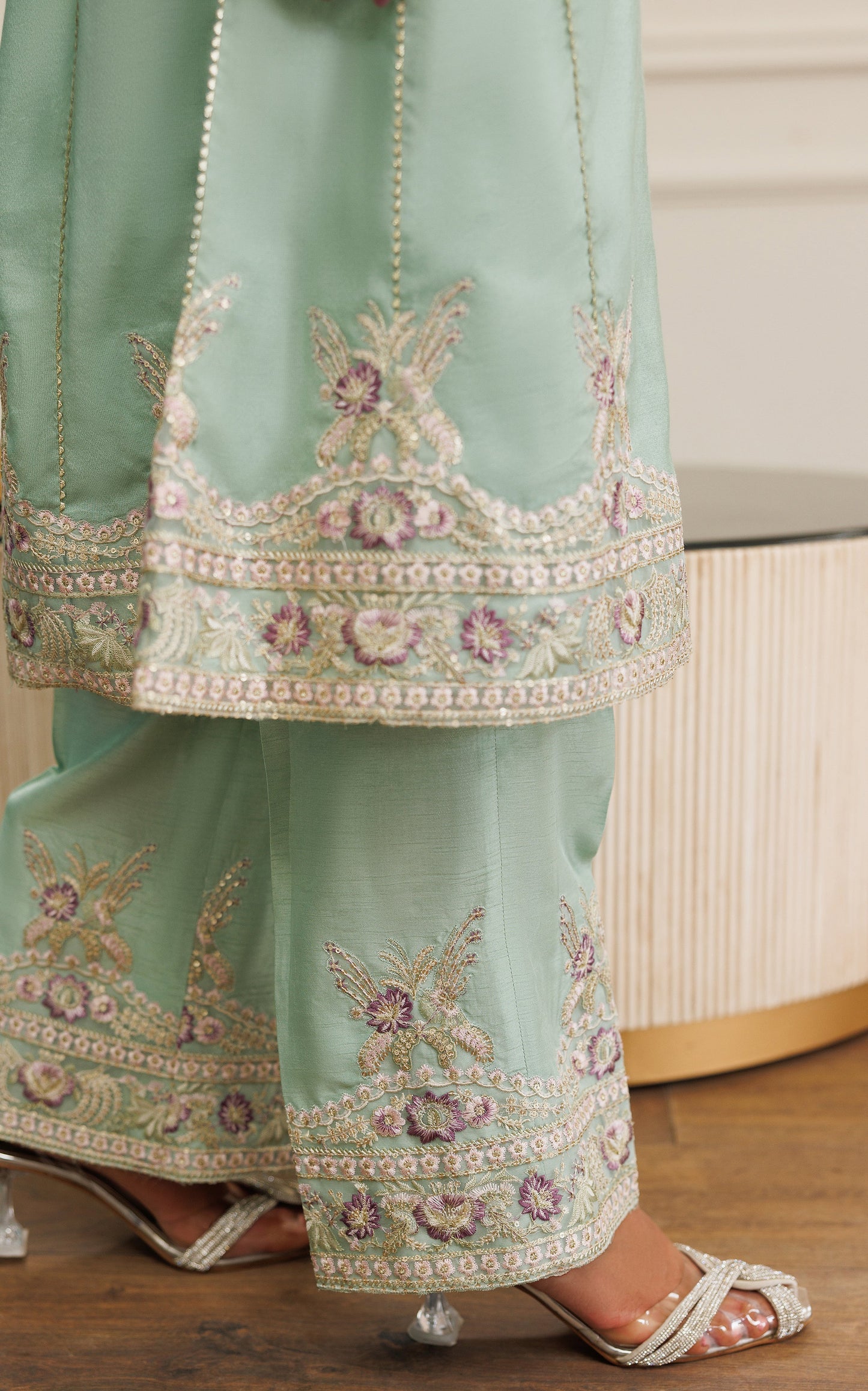 READY TO WEAR 3PC SUIT Design Code: 8780