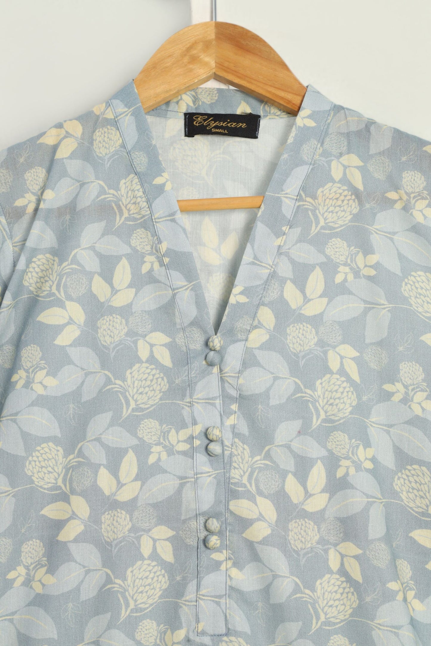 AQUA FLORALS