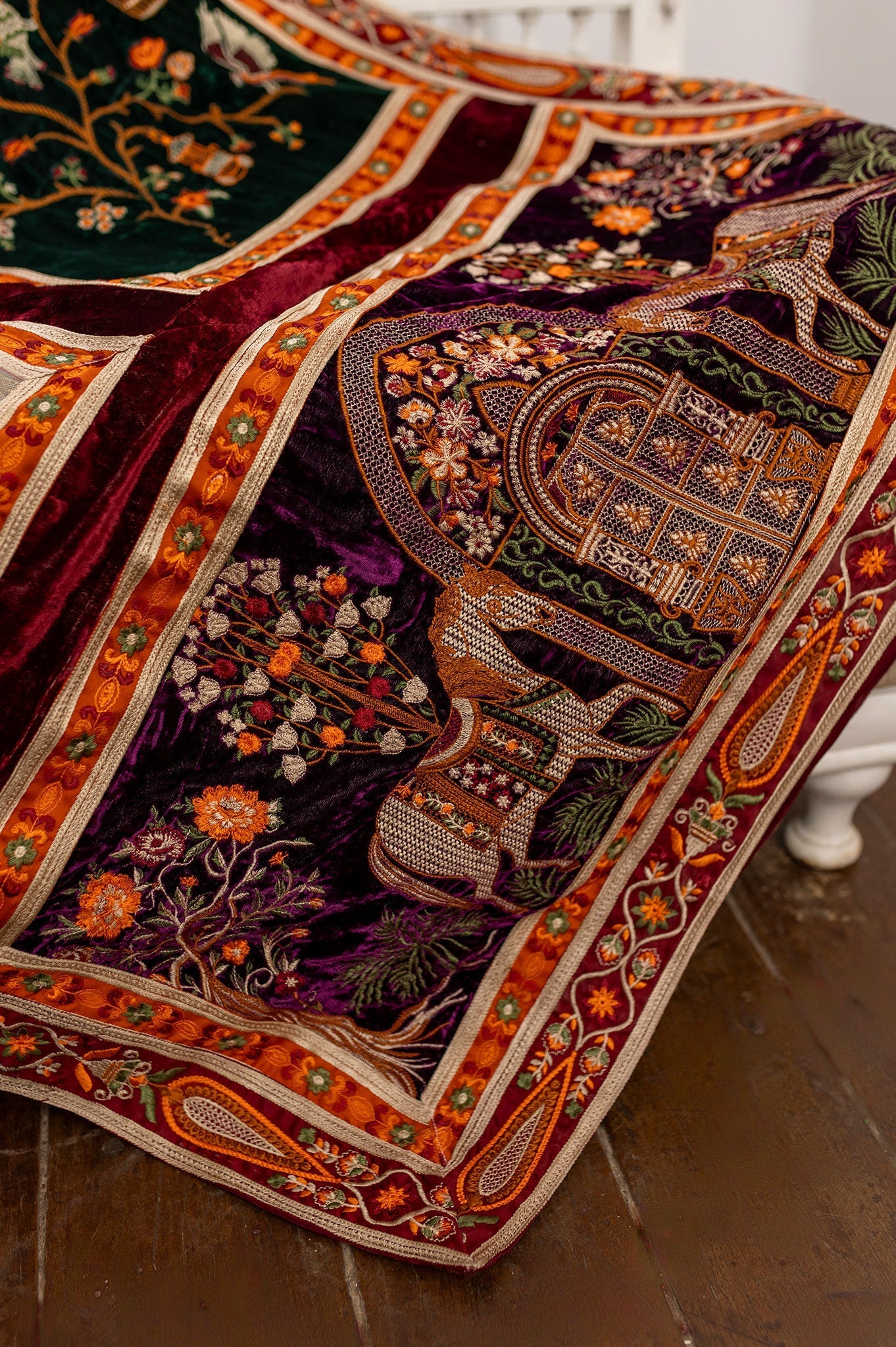 Mah-e-Taban Shawl