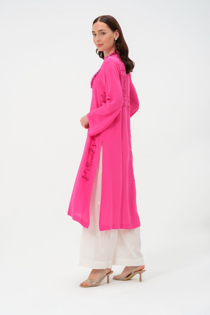PRETTY IN PINK
